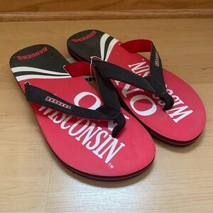College Edition Wisconsin Badgers Men’s Flip Flops Thong Sandals, sz Large 11-12
